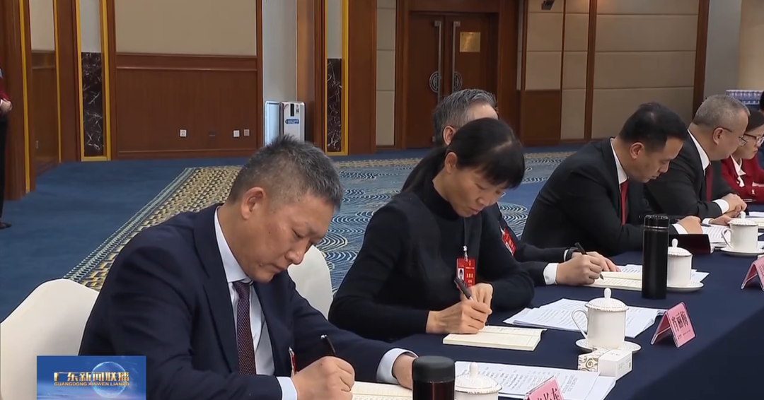 20240306-3-全国人大代表李长东：加快发展方式绿色转型，，，，，，助力实现“双碳”目标.png